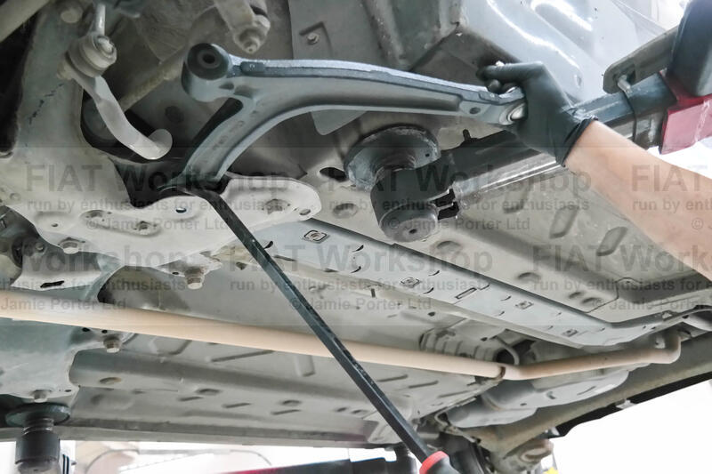 Fiat 500 store wishbone replacement